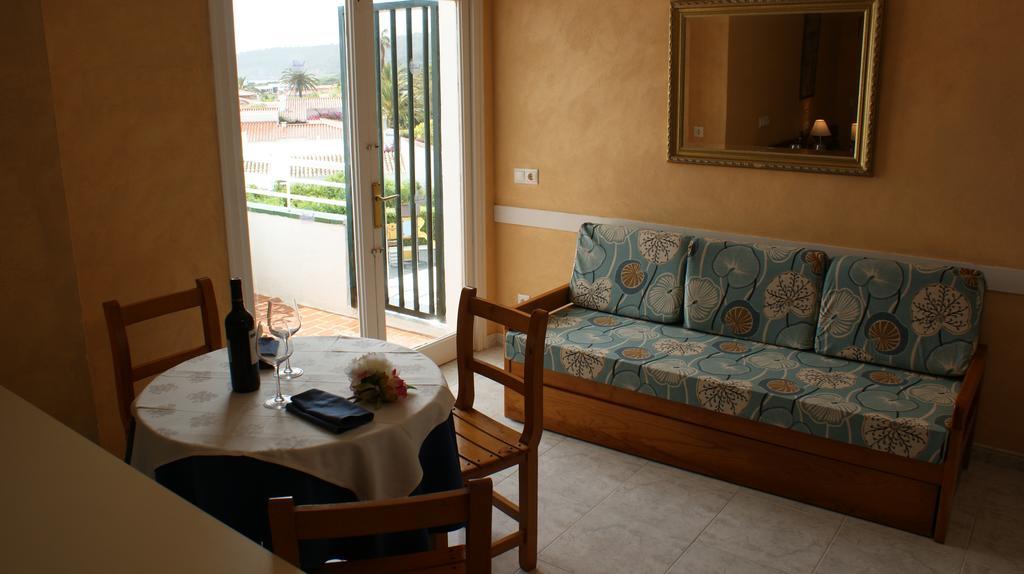 Apartamentos Vistamar Santo Tomás Exterior foto